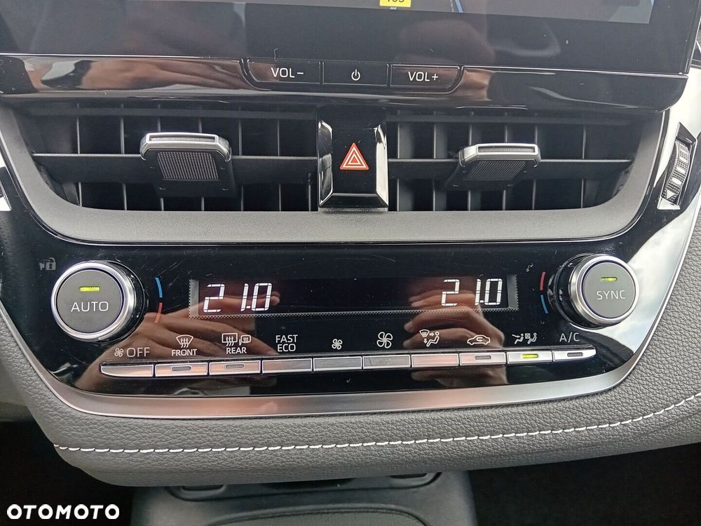 Toyota Corolla 1.8 Hybrid GR Sport - 17