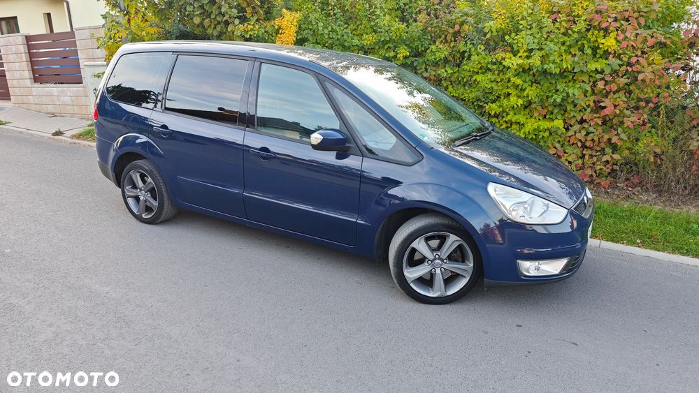 Ford Galaxy 2009 photo 2