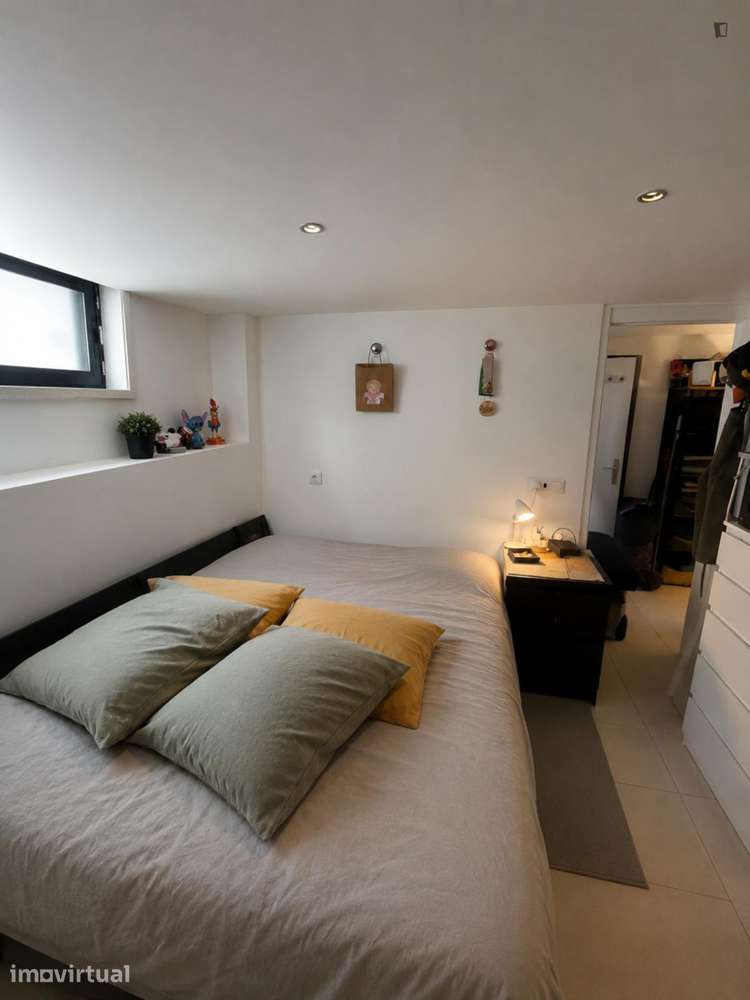 Apartamento com 1 quartos - localizado em Paranhos Porto - Grande imagem: 2/8