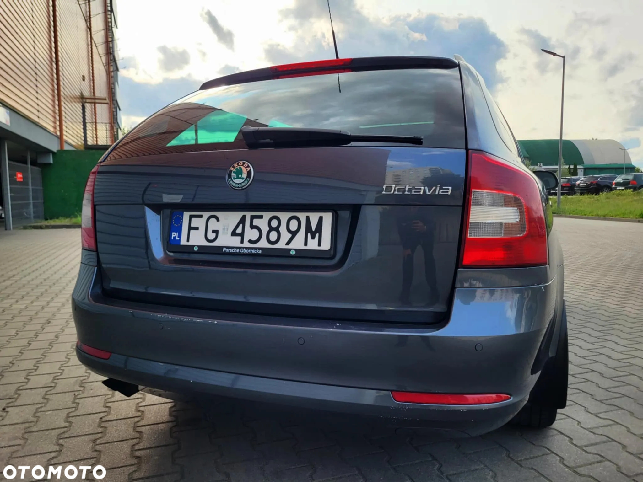 Skoda Octavia 1.8 TSI DSG Elegance - 23
