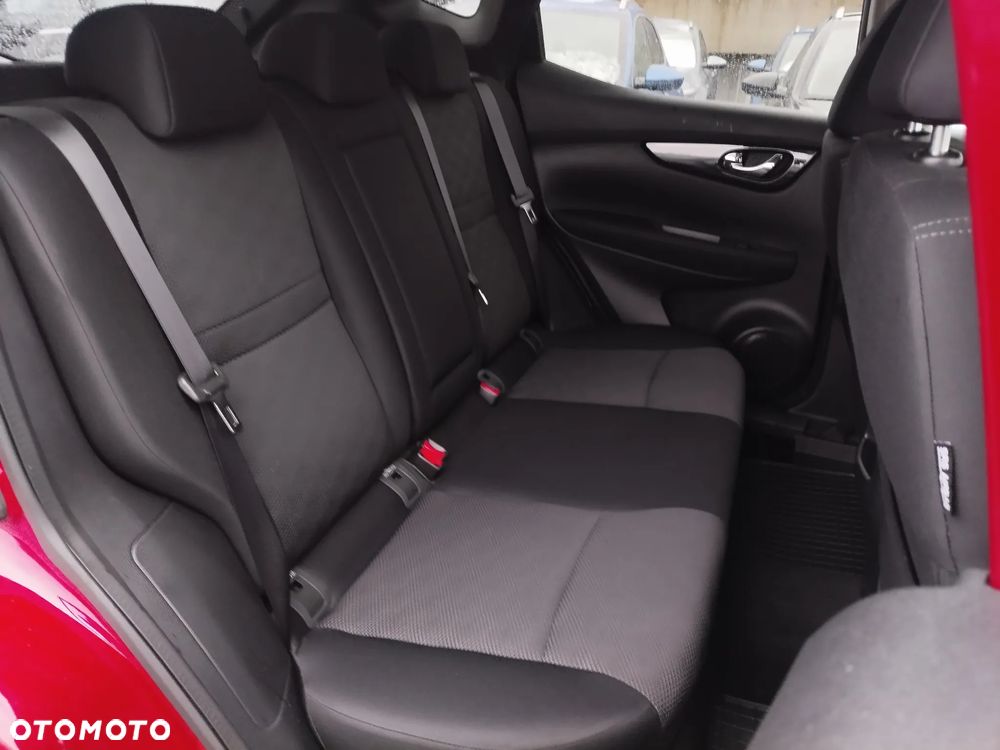 Nissan Qashqai 1.6 DIG-T N-Connecta - 20