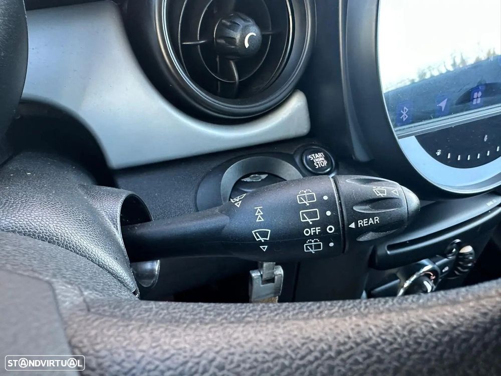 MINI 3 Portas One D - 10