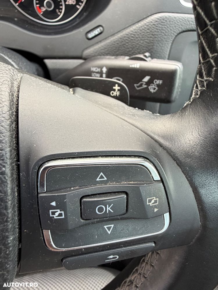 Volkswagen Jetta - 24
