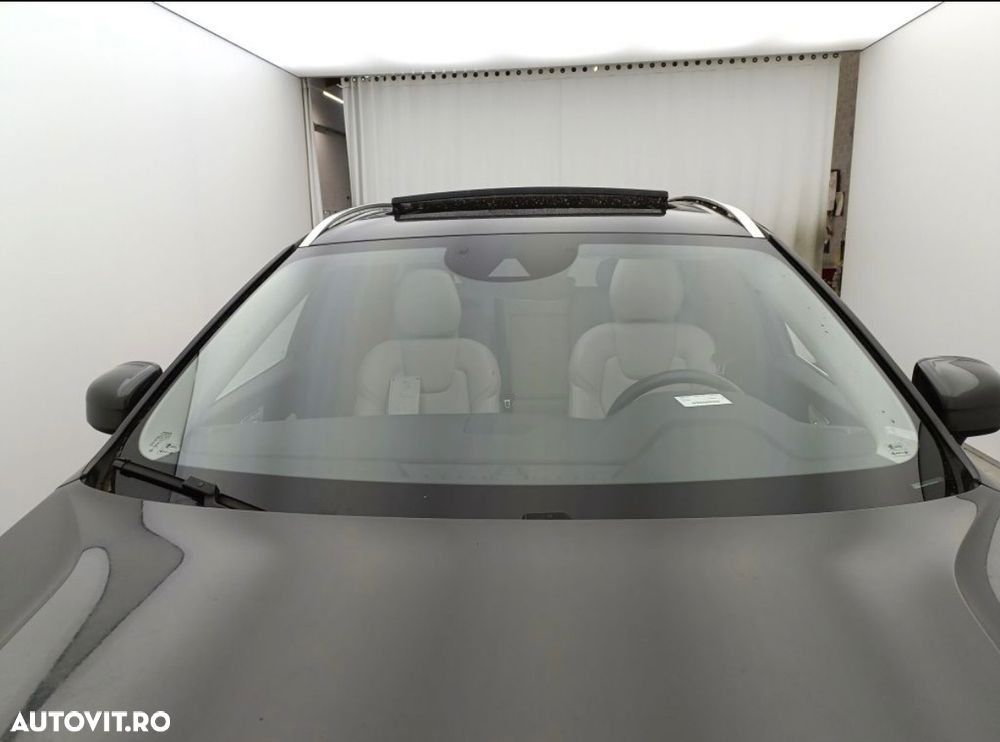 Volvo XC 60 T8 Twin Engine AWD Inscription - 4