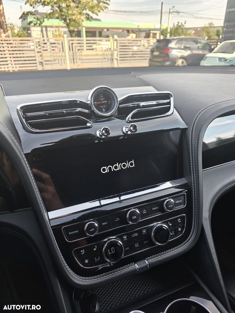 Bentley Bentayga - 23