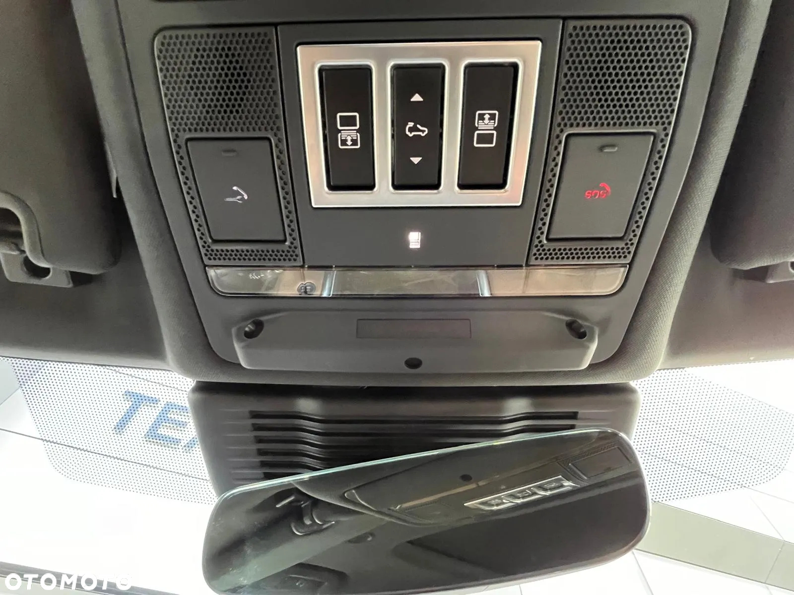 Land Rover Discovery - 15