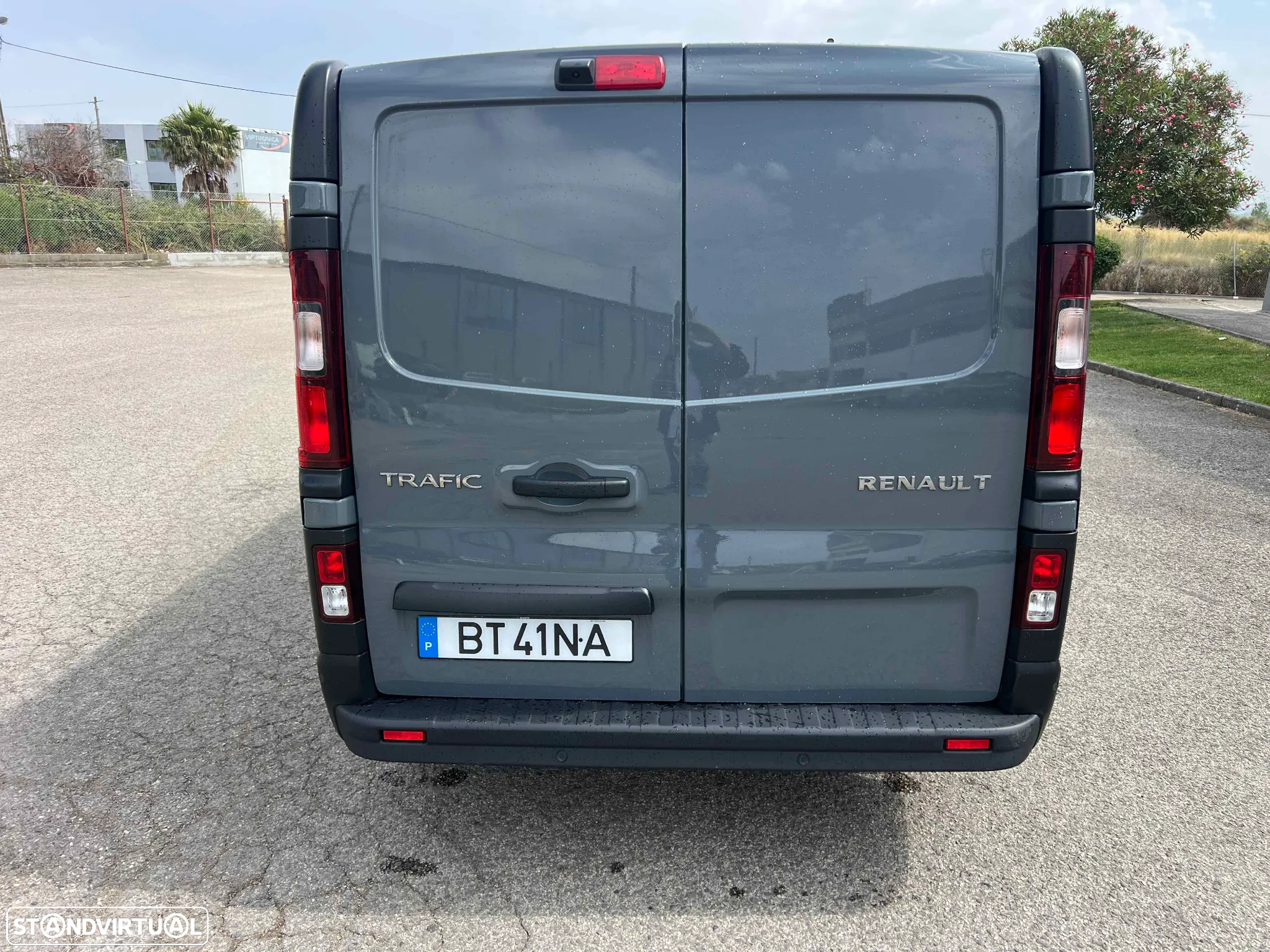 Renault Trafic AUT.2.0Dci Longa L2H1 150cv GranConfort GPS - 10