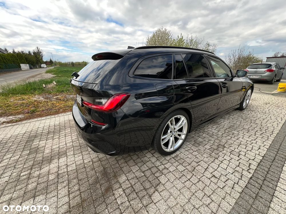 BMW Seria 3 320d Edition M Sport Shadow - 16