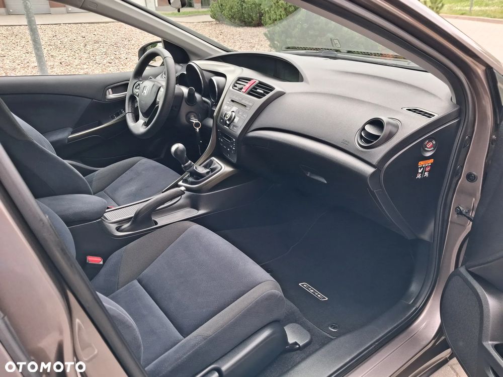 Honda Civic 1.4 i-VTEC Comfort 40 Jahre Edition - 13
