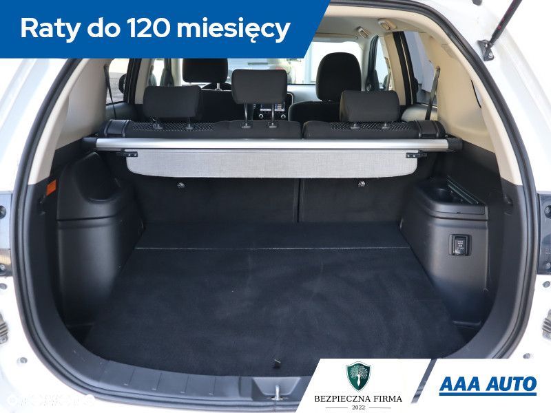 Mitsubishi Outlander - 16