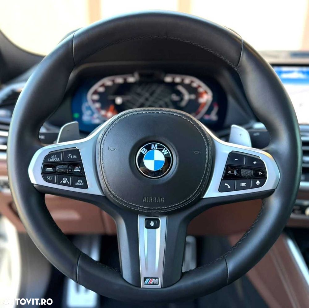 BMW X6 xDrive40d - 24