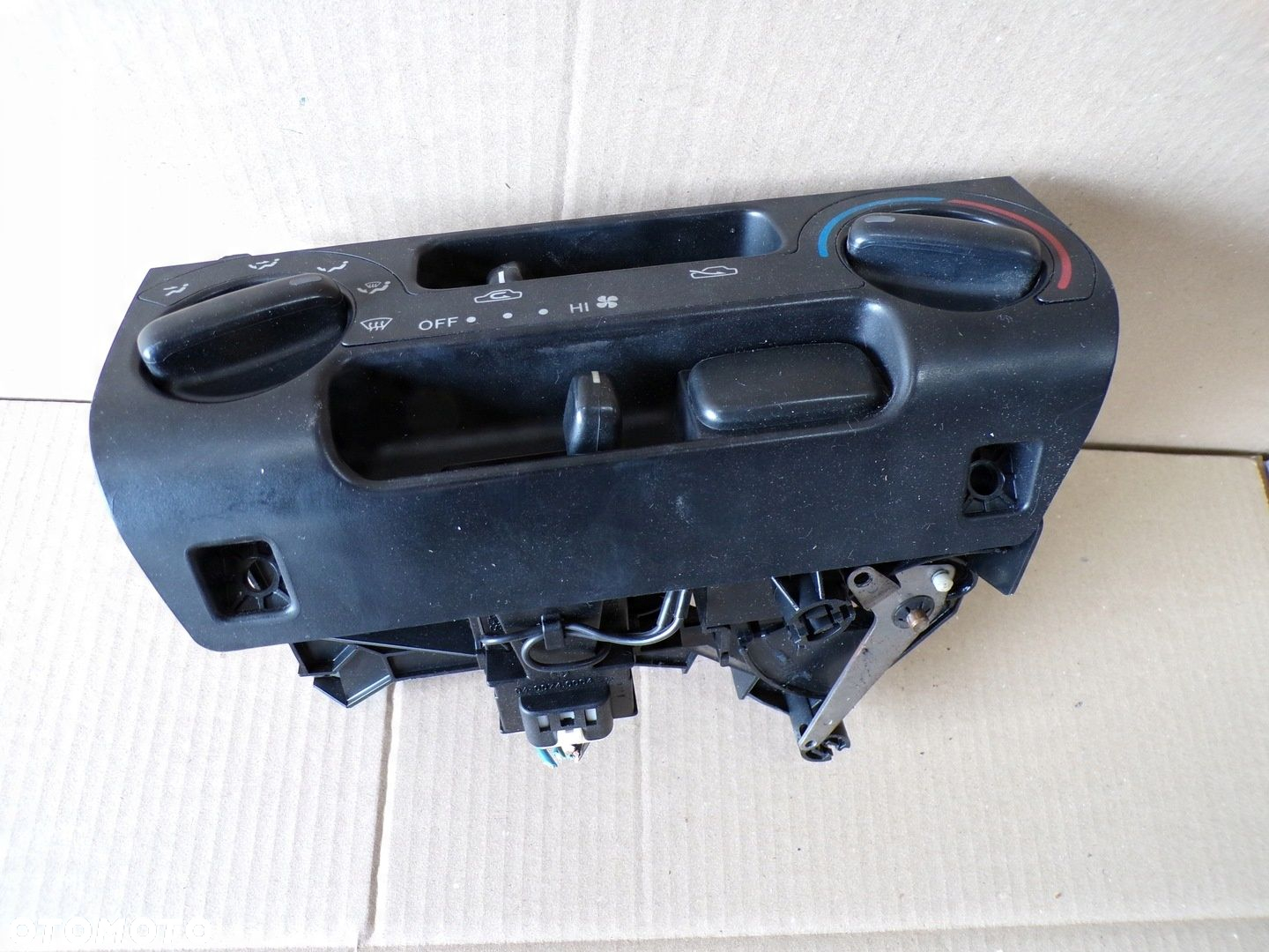 TOYOTA CARINA E T19 PANEL STEROWANIA NAWIEWU - 6