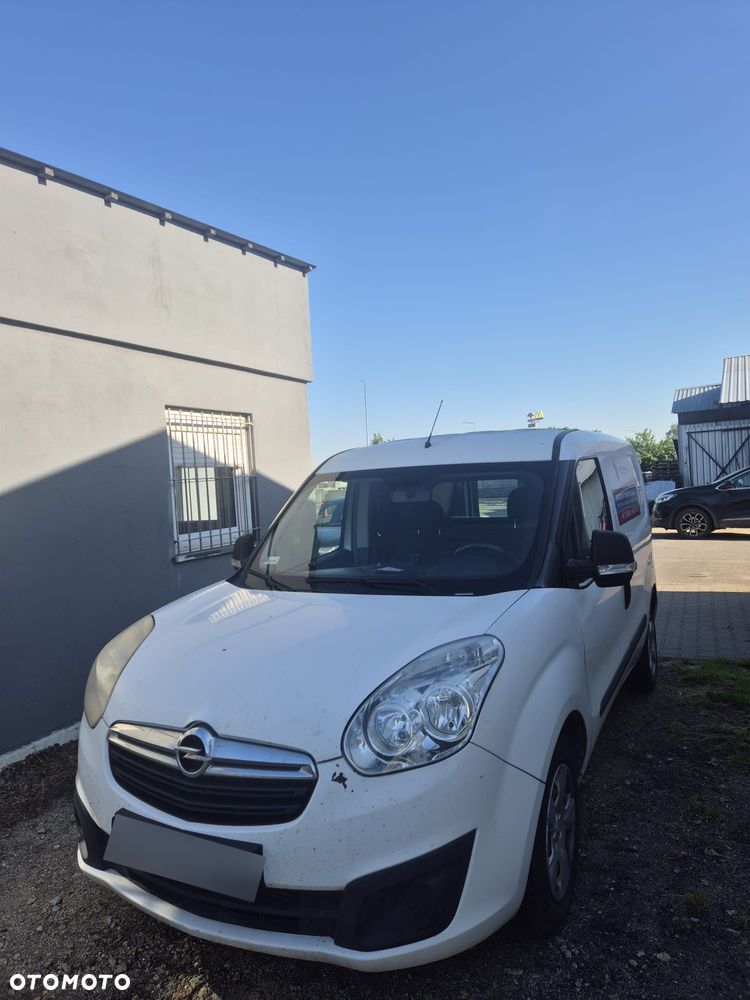 Opel COMBO - 9