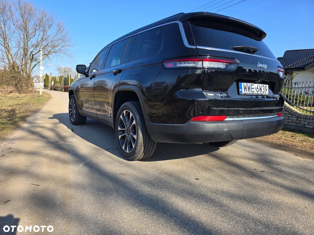 Jeep Grand Cherokee - 12