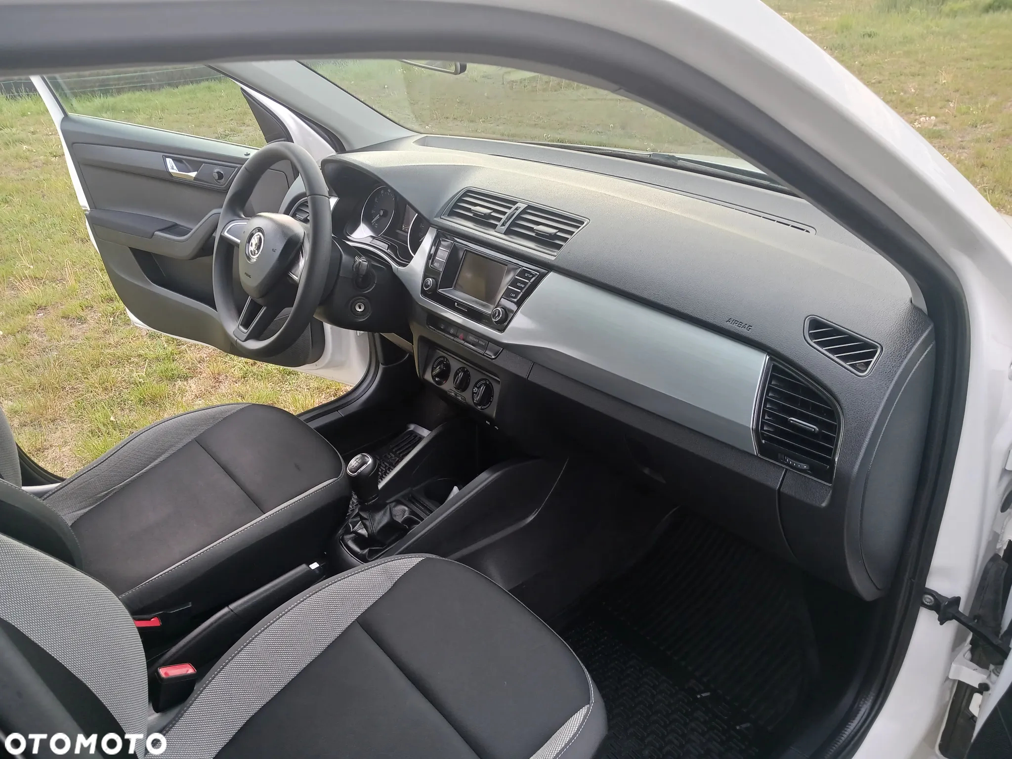 Skoda Fabia 1.0 Active - 10