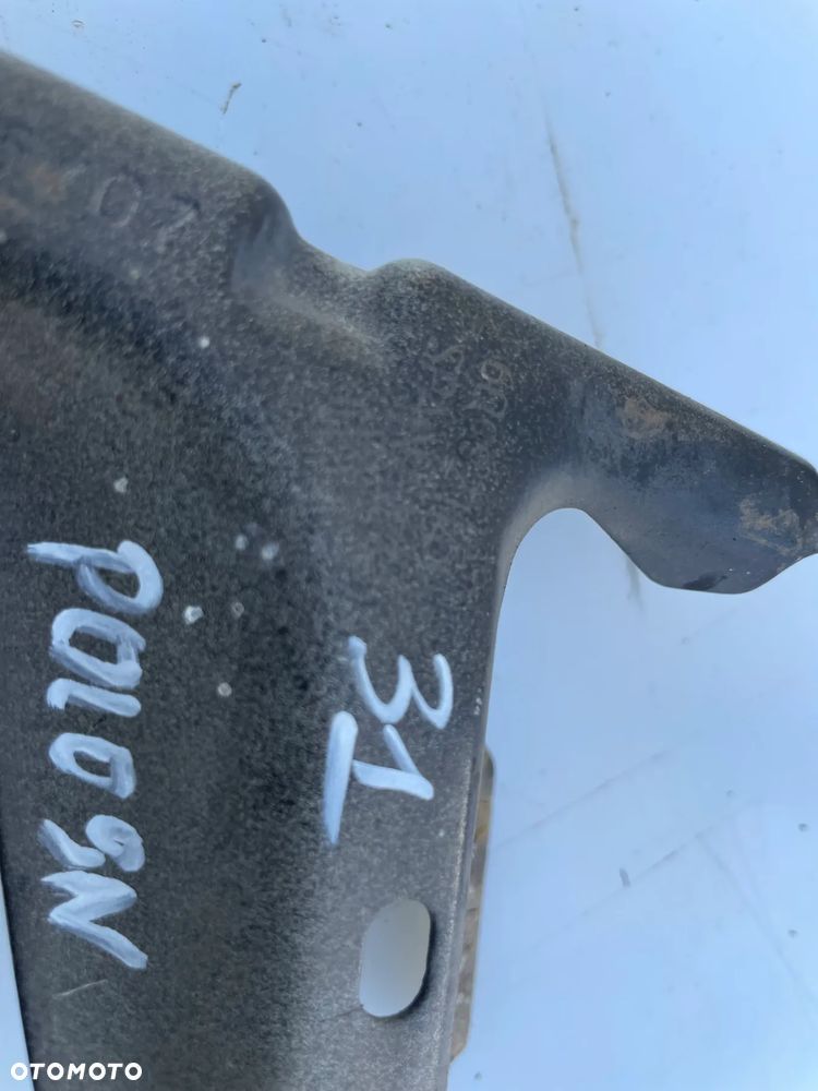 Wspornik mocowanie błotnika lewy prawy przód vw Polo 9N IV 6Q0821141 6Q0821142 - 3