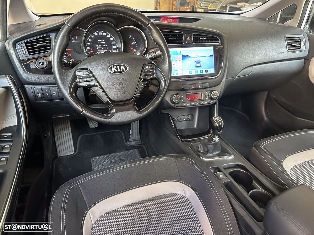 Kia Ceed SW 1.4 CRDi TX - 16