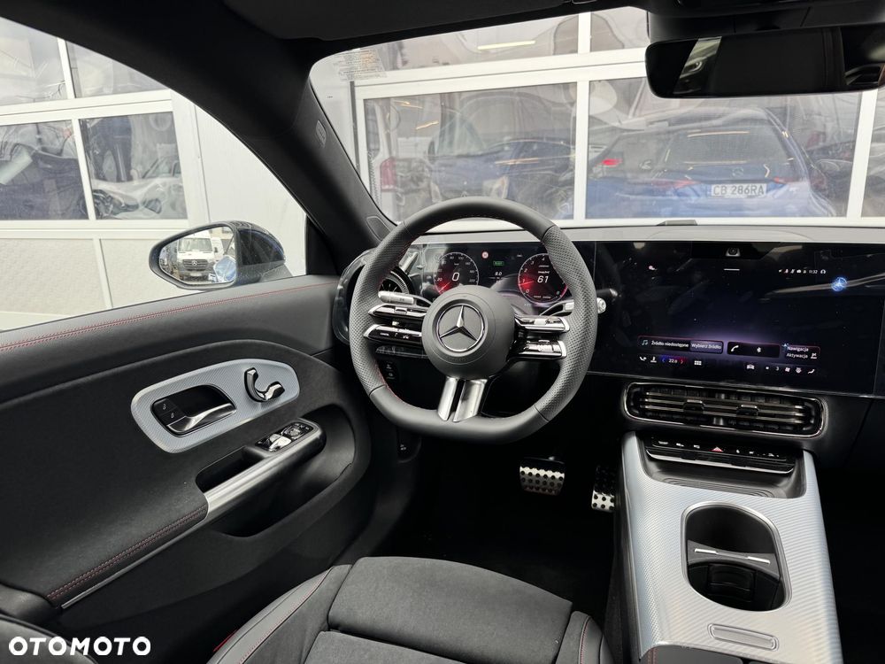 Mercedes-Benz CLA 200 mHEV 8G-DCT - 14