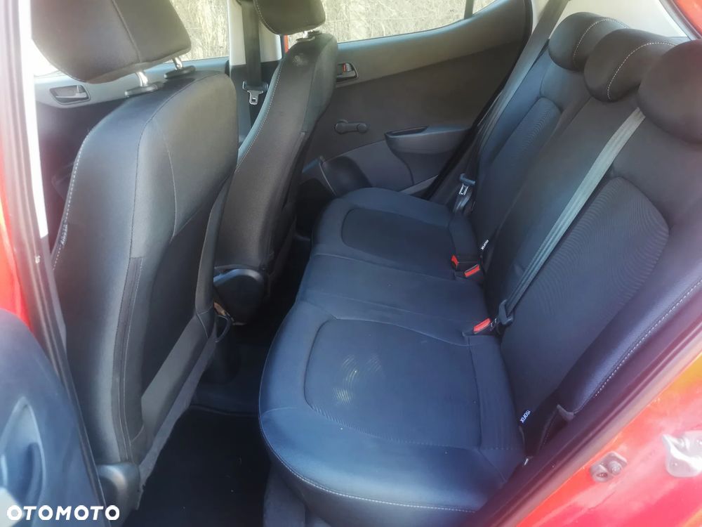 Hyundai i10 1.0 Premium - 10