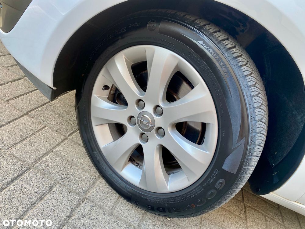 Opel Meriva 1.4 Design Edition - 29