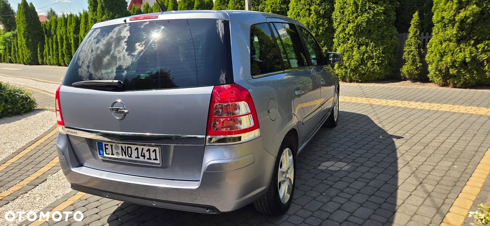 Opel Zafira 1.8 Elegance - 30