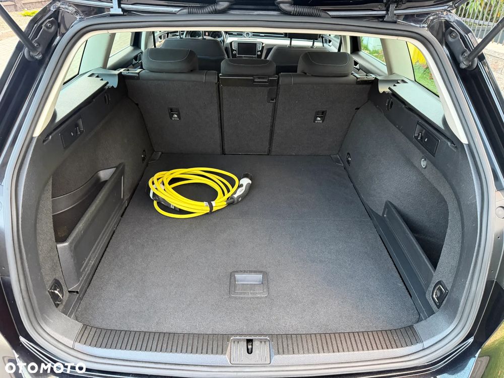 Volkswagen Passat 1.4 TSI Plug-In-Hybrid GTE - 25