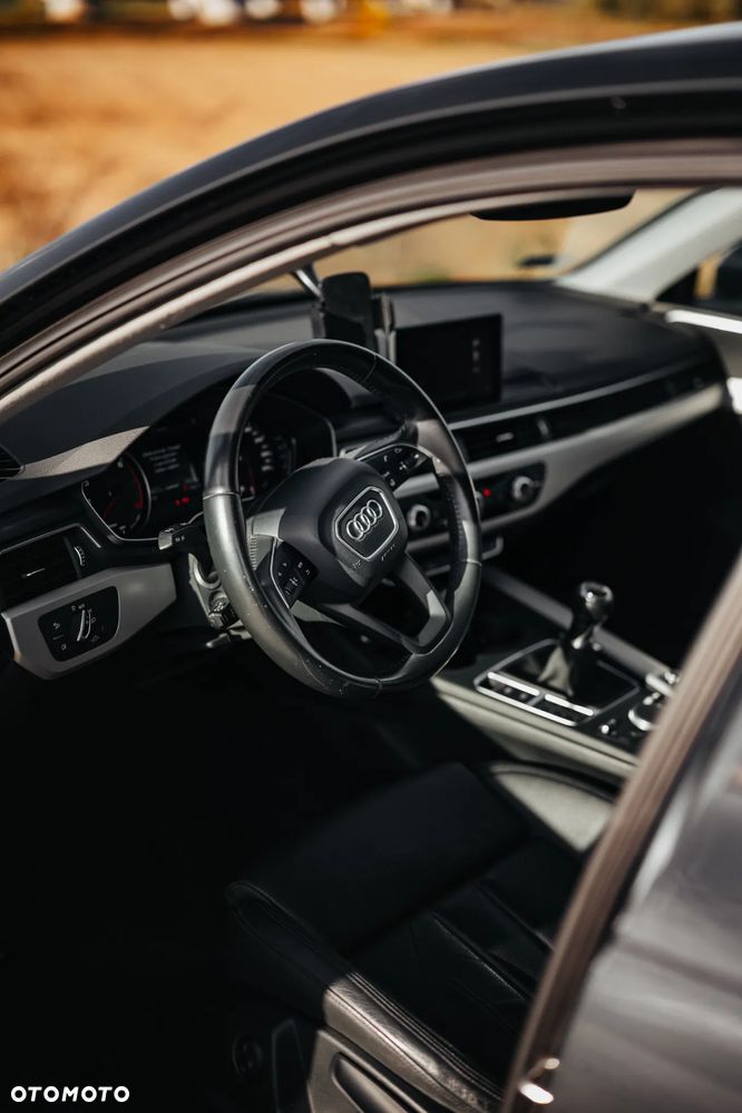 Audi A4 Limousine 2.0 TFSI ultra - 16