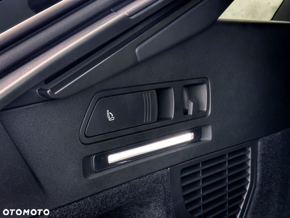 Audi A6 Avant - 13
