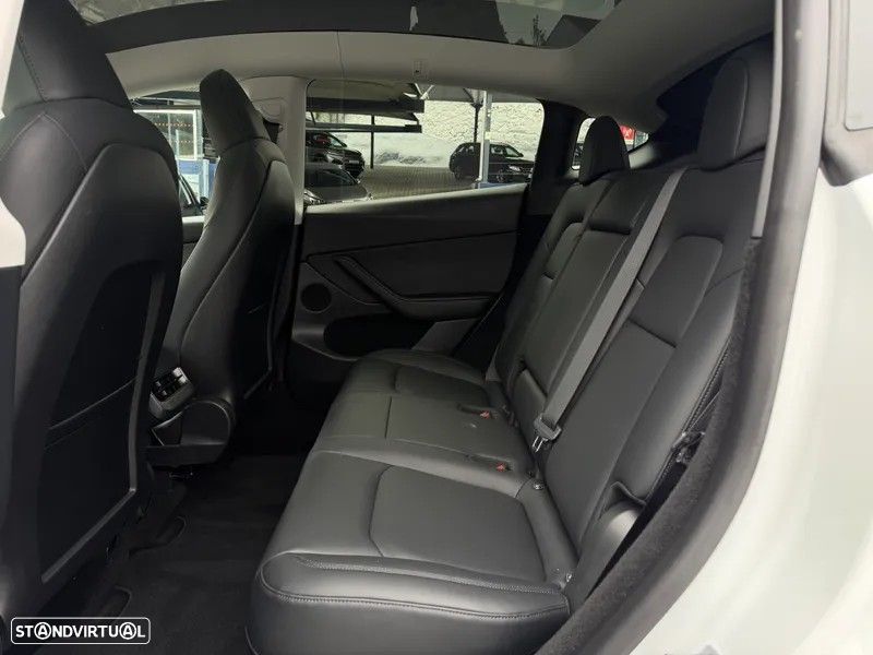 Tesla Model Y Tração Traseira - 49