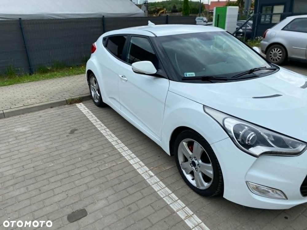 Hyundai Veloster 1.6 GDI Comfort - 6