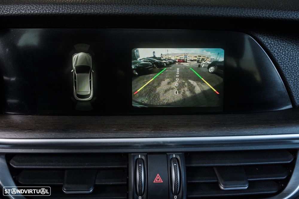 Alfa Romeo Stelvio 2.2 D Veloce Ti Q4 AT8 - 27