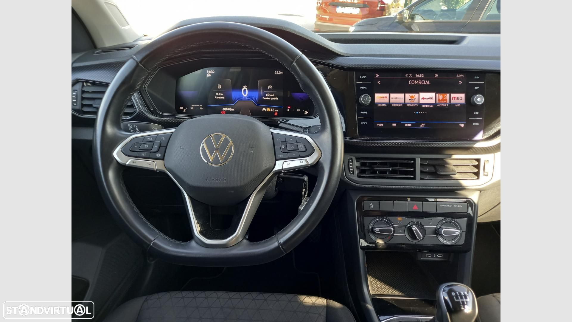 VW T-Cross 1.0 TSI Life - 12