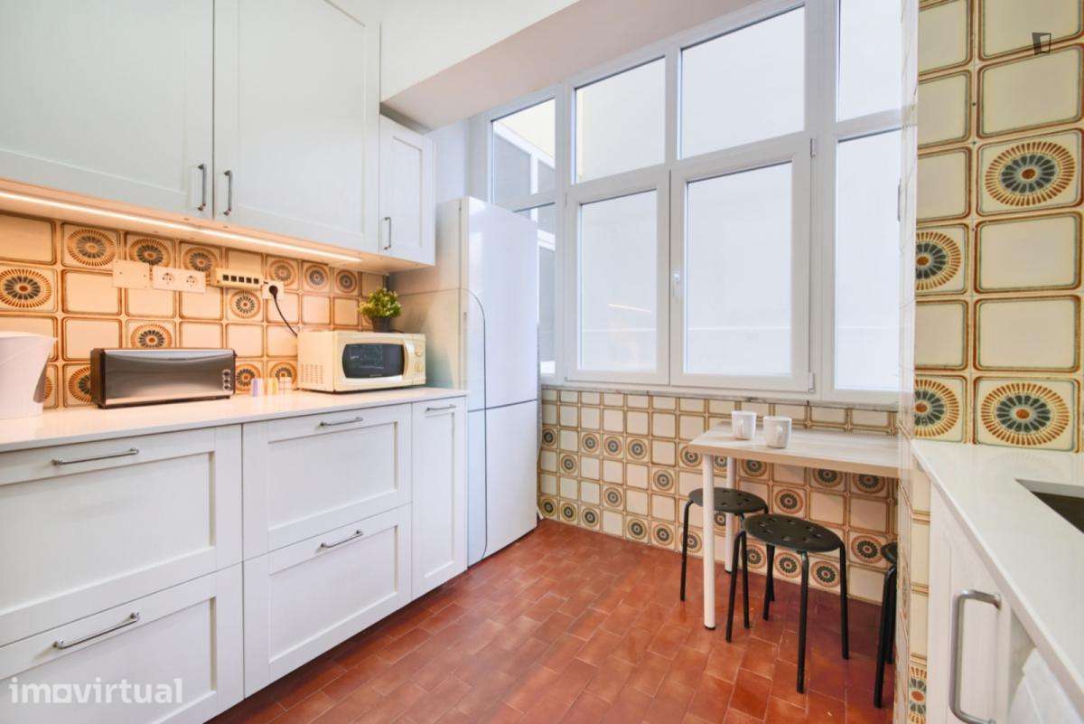 Quarto - localizado em Arroios Lisbon - Grande imagem: 2/19