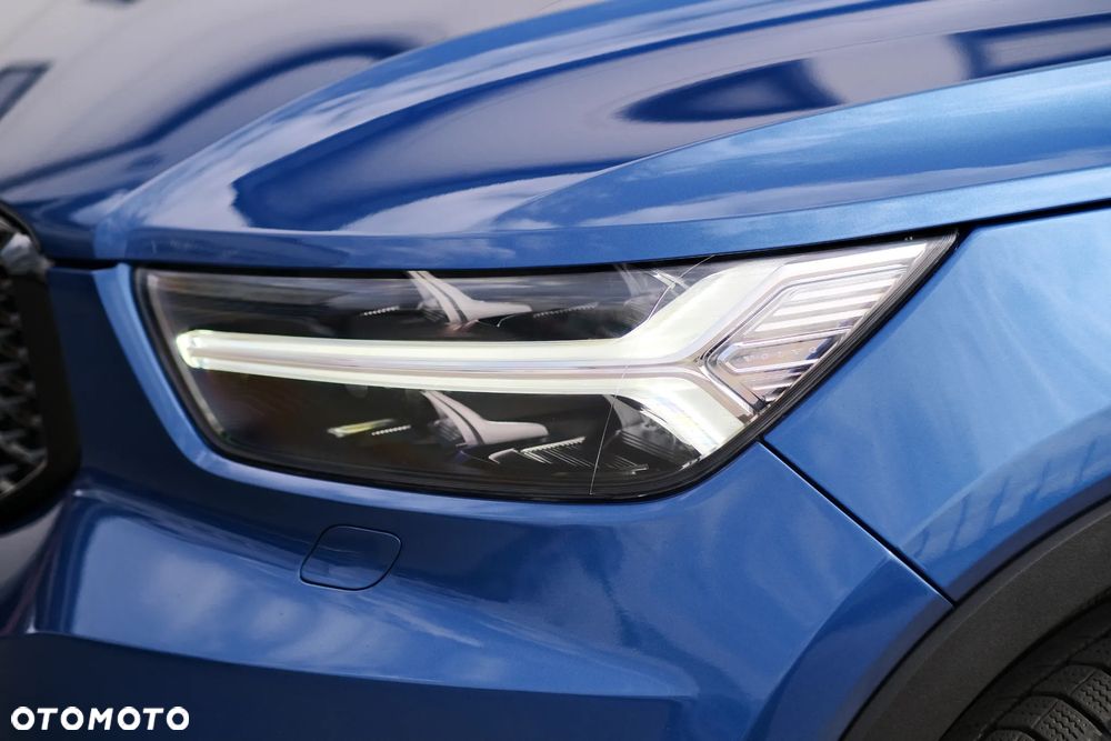 Volvo XC 40 T5 AWD Geartronic R-Design - 3