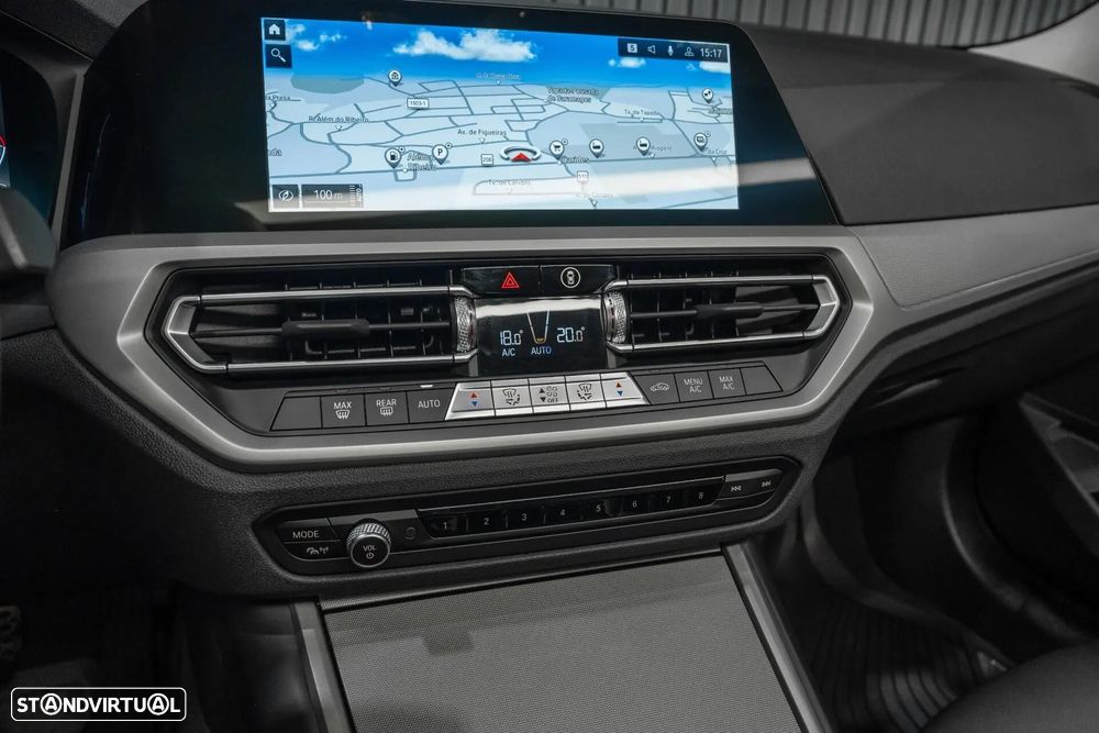 BMW 318 i Aut. M Sport - 15