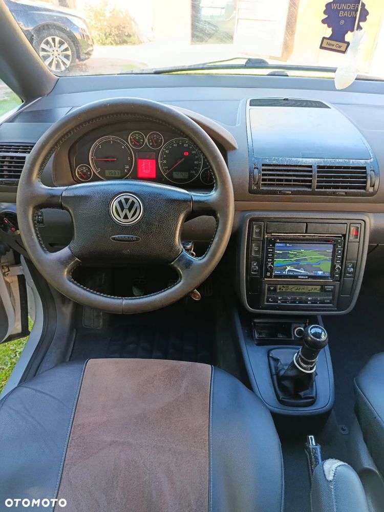 Volkswagen Sharan 1.9 TDI - 26