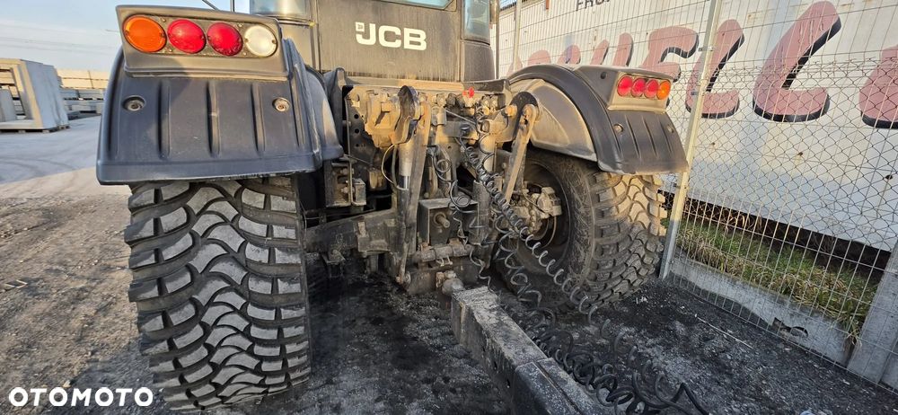 JCB 3230 XTRA - 12