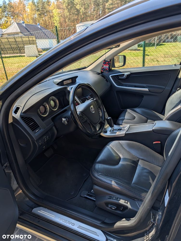 Volvo XC 60 D5 AWD Kinetic - 12