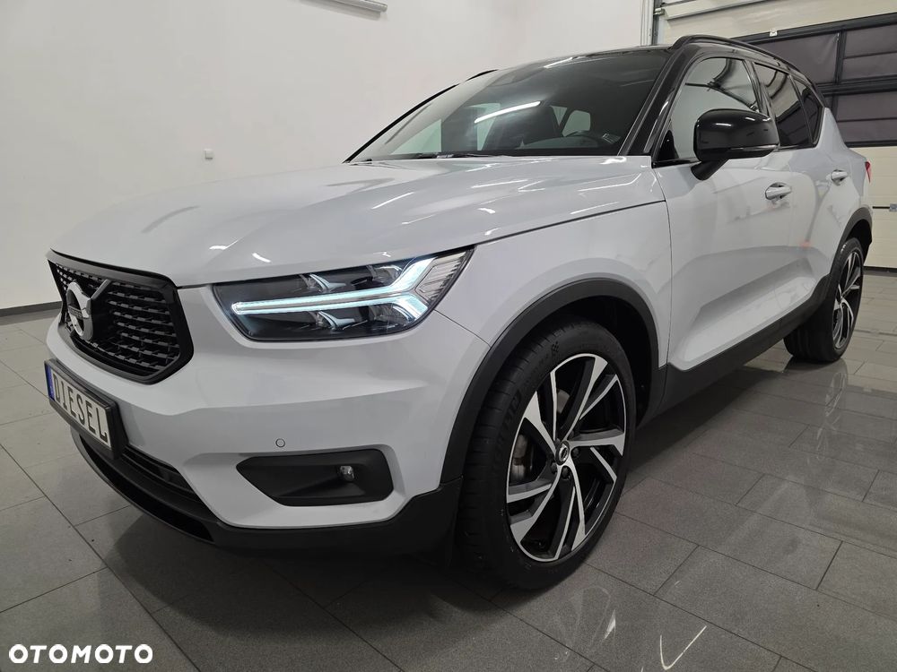 Volvo XC 40 D3 R-Design - 2