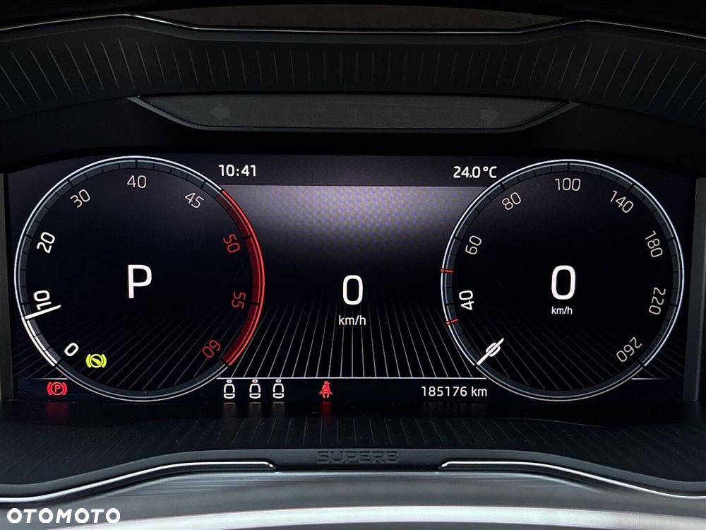 Skoda Superb 2.0 TDI SCR Ambition DSG - 16