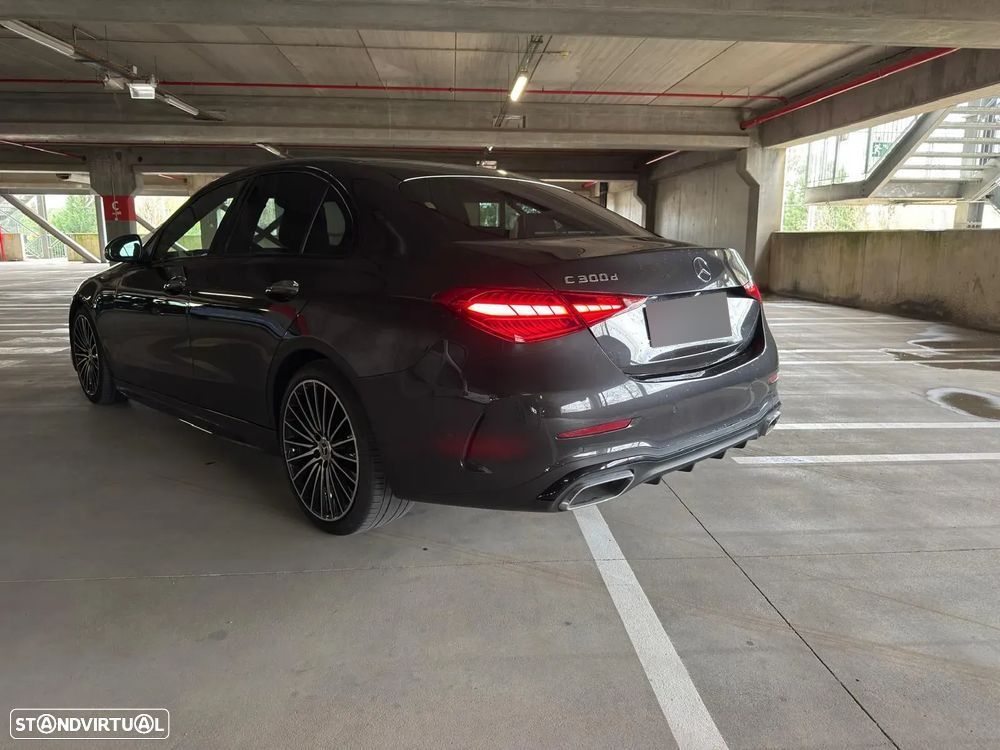 Mercedes-Benz C 300 d AMG Line - 4