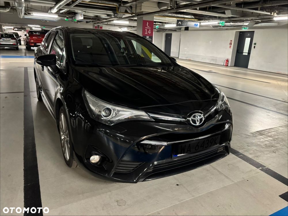 Toyota Avensis Touring Sports 1.8 Business Edition - 5