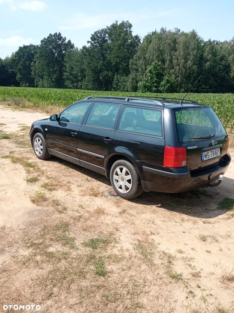 Volkswagen Passat 1.9 TDI CL - 4