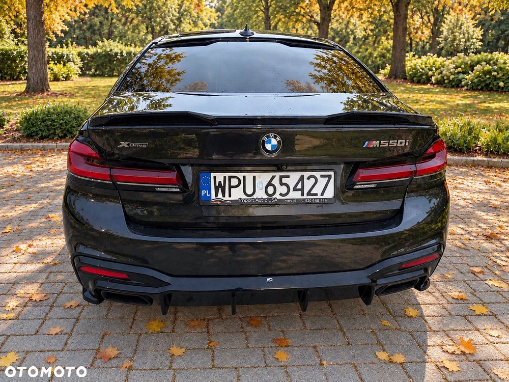 BMW Seria 5 M550i xDrive sport - 6