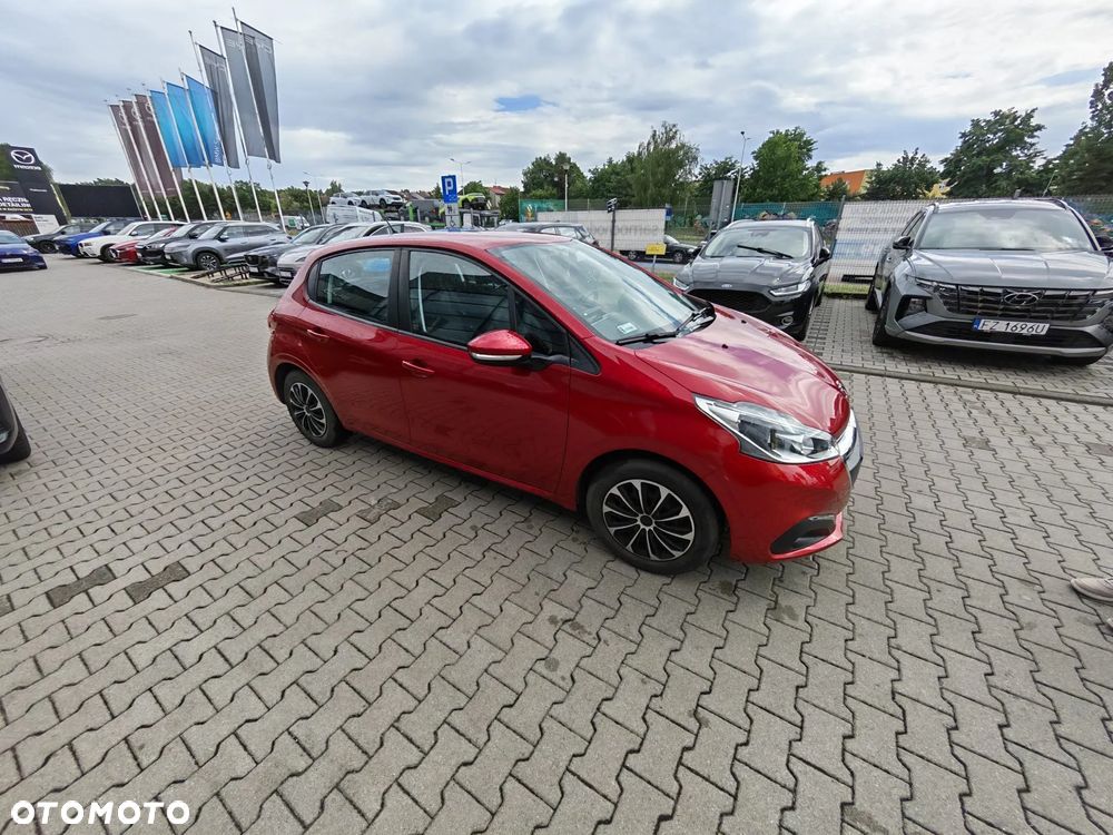 Peugeot 208 1.2 PureTech GPF Allure S&S - 2