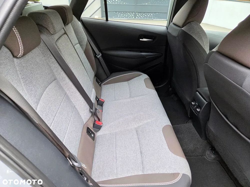 Toyota Corolla - 35