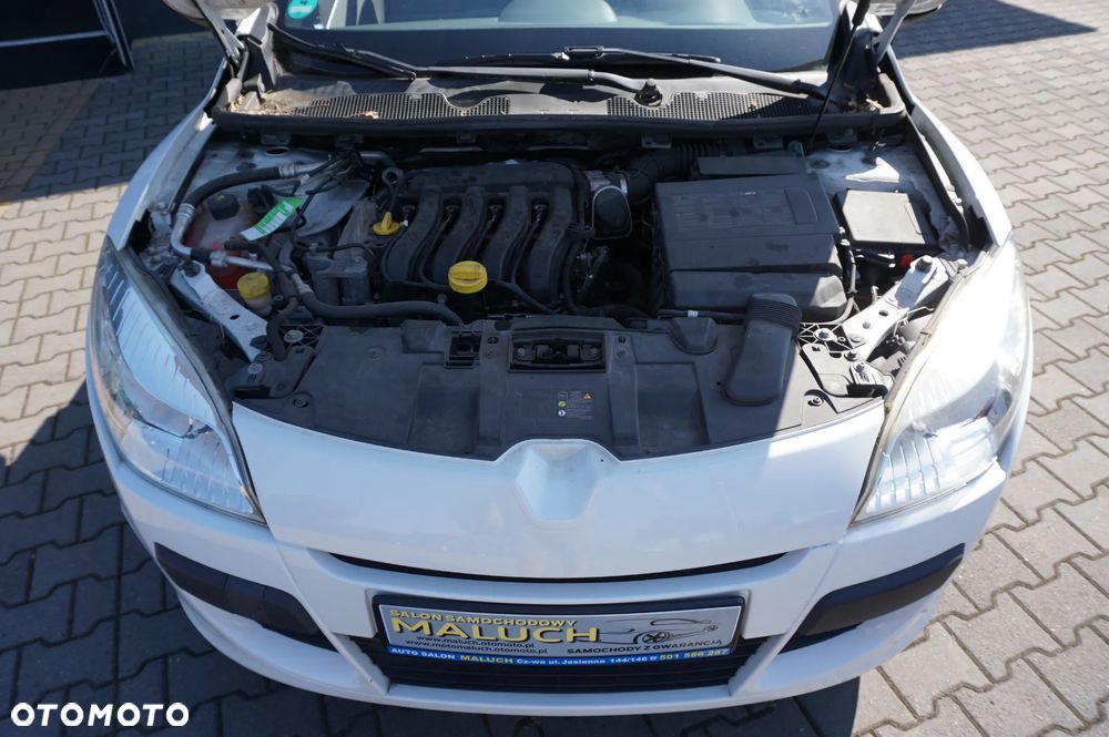 Renault Megane 1.6 Expresion - 13