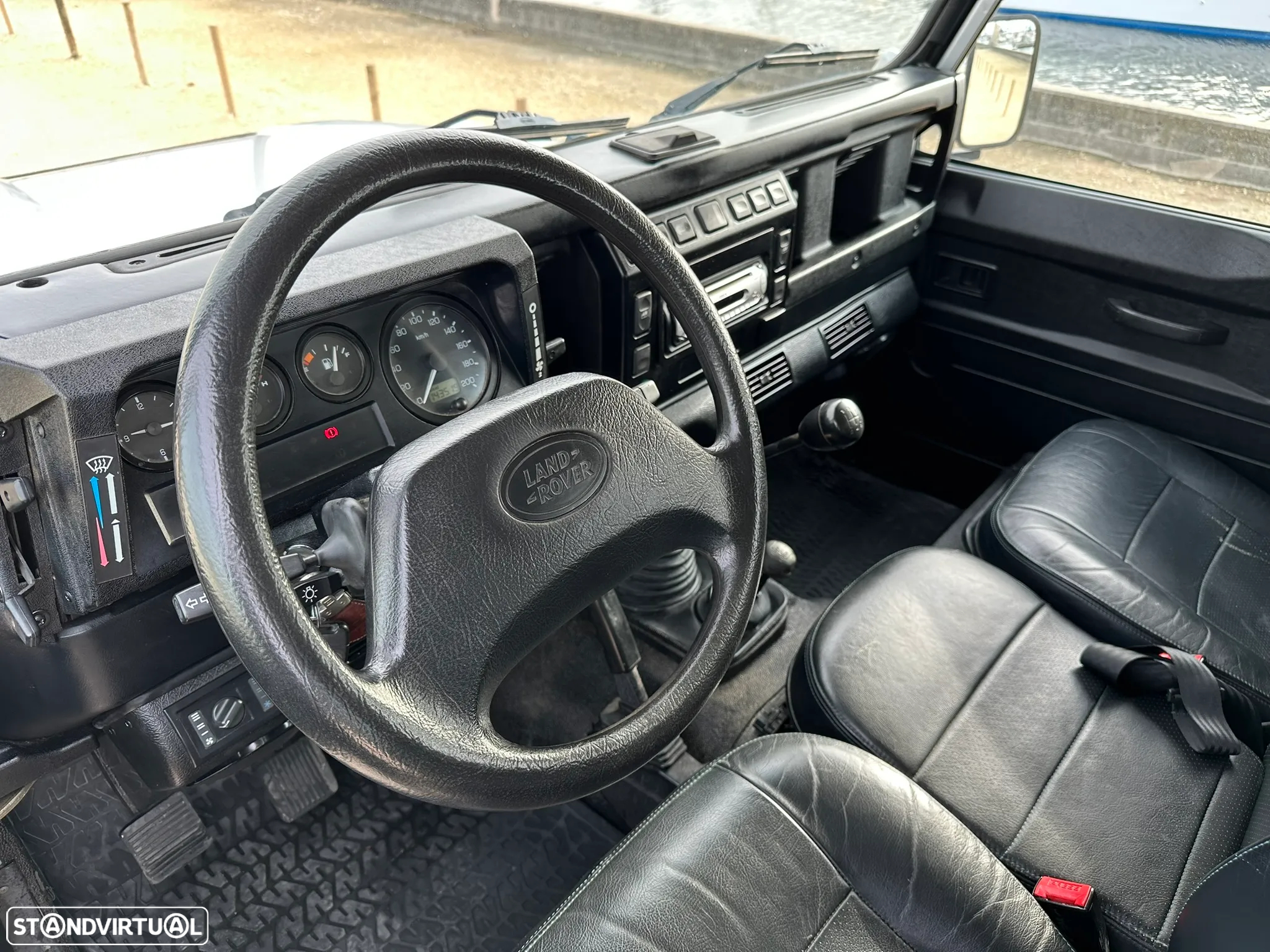 Land Rover Defender 90 SW 2.5 Td5 SE - 20