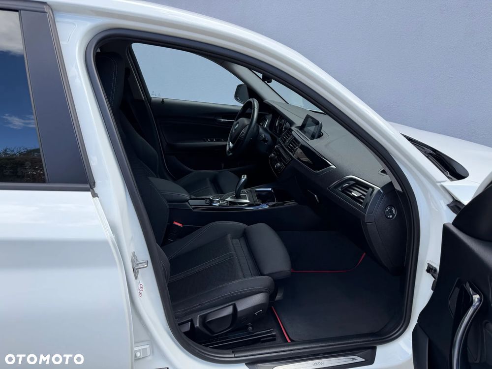 BMW Seria 1 118i Urban Line - 11