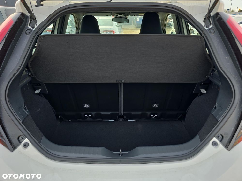 Toyota Aygo X Hybrid 1.5 Comfort e-CVT - 9